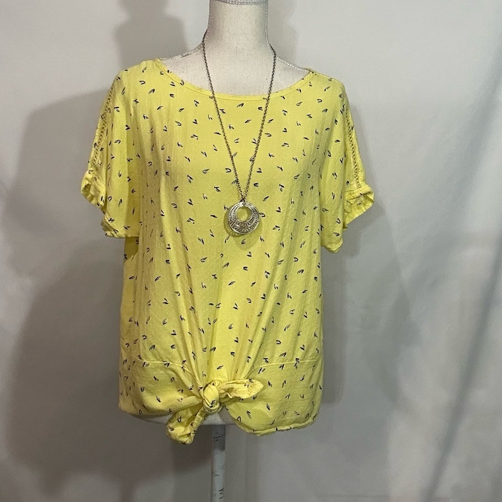 Blouses/flannels/button downs-2 for $20 or 3 for $30 (Mix & Match)